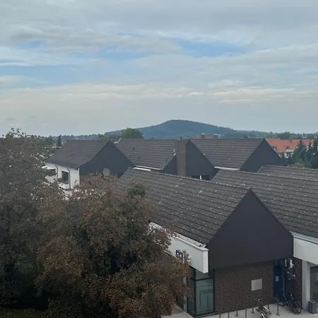 Moderne 4 Mit Bergblick Stadtzentrum Contactless Check-in Apartment