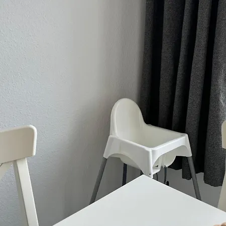 Moderne 4 Mit Bergblick Stadtzentrum Contactless Check-in Lägenhet