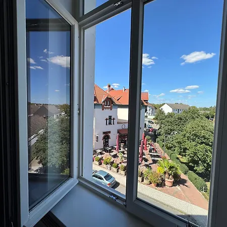 Moderne 4 Mit Bergblick Stadtzentrum Contactless Check-in