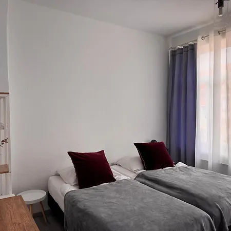 Moderne 4 Mit Bergblick Stadtzentrum Contactless Check-in Apartmán *