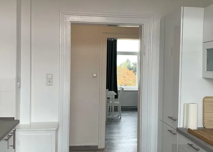 Moderne 4 Mit Bergblick Stadtzentrum Contactless Check-in 아파트 *
